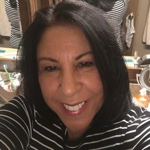 Meet your Posher, Carrie